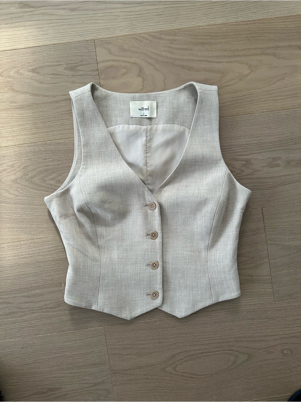 Aritzia Wilfred Tailored Vest